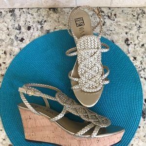 VIA NEROLI GOLD WOVEN CORK SOLED SANDALS